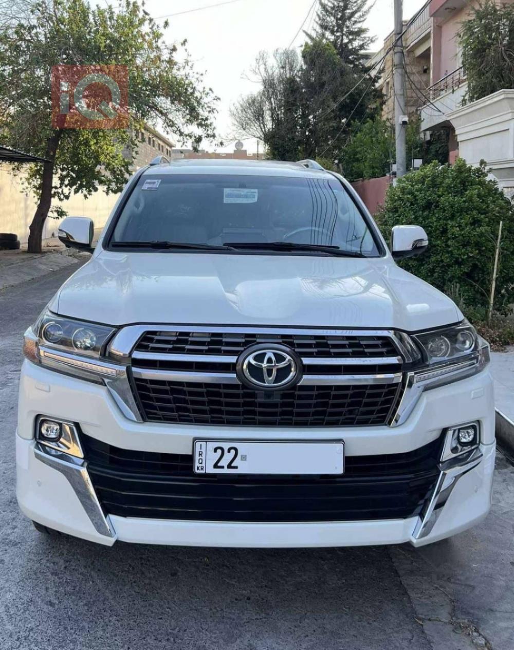تۆیۆتا لاند کروزەر